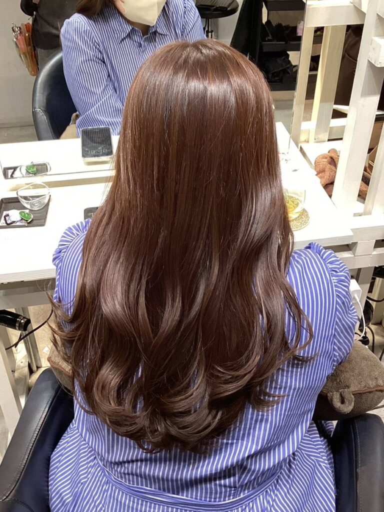 【マロンブラウン】