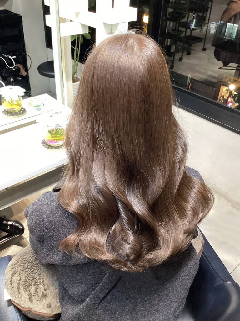 【ミルクティーアッシュ】