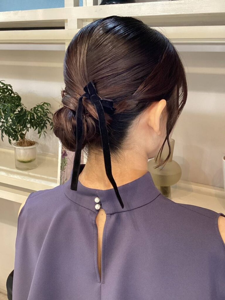 【タイトシニヨン】