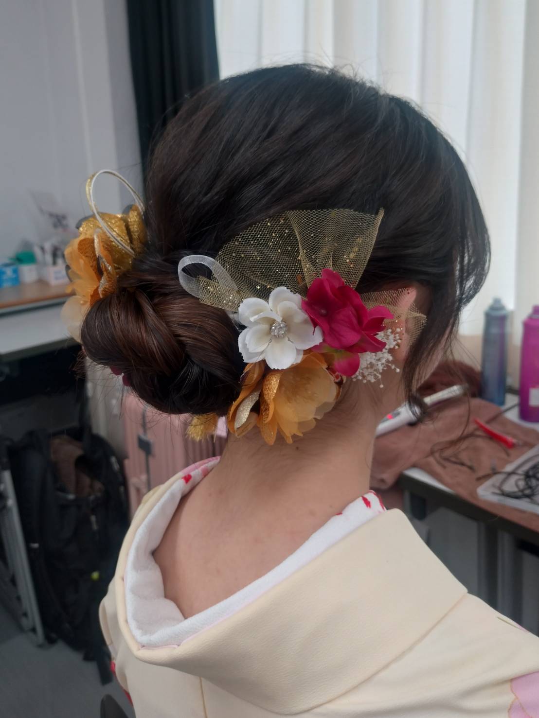 大学の卒業式でヘアメイク