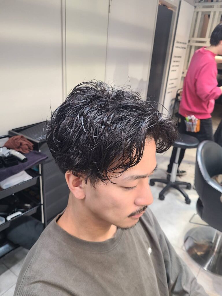 色気ましましのランダムパーマ