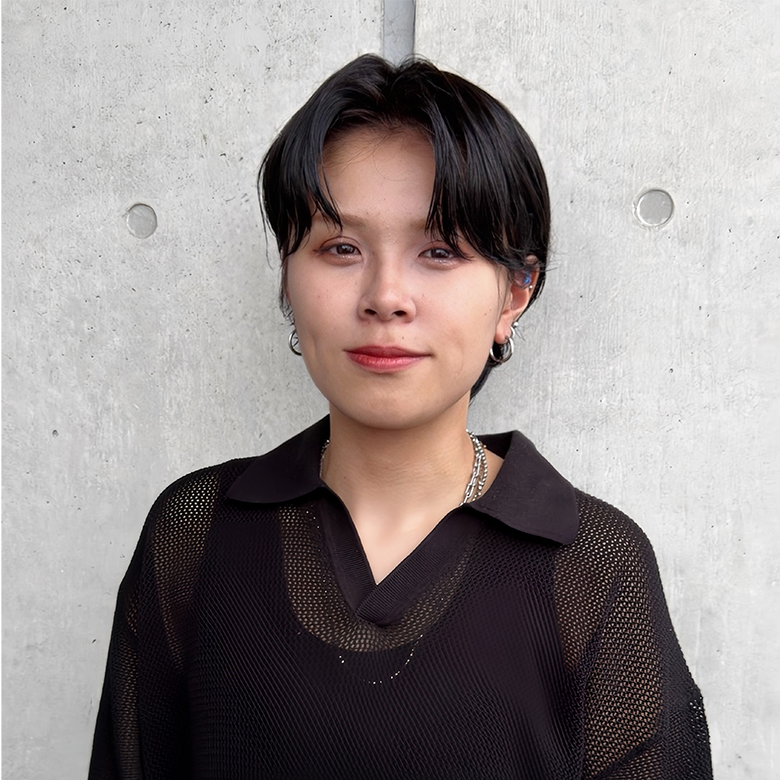 Ai Inoue  井上あい