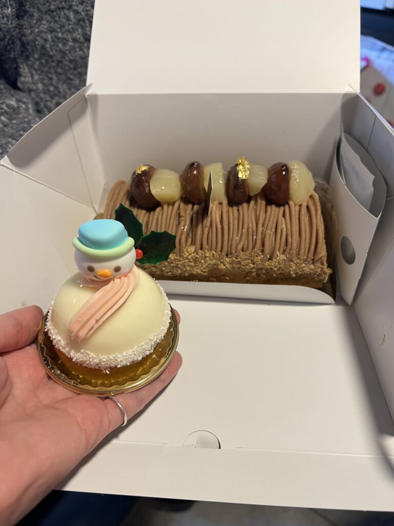 クリスマスケーキをお客様から