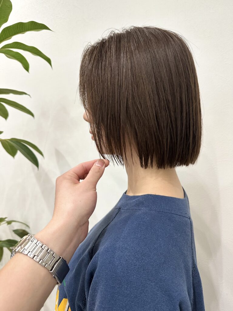 少しレイヤーの入ったボブ