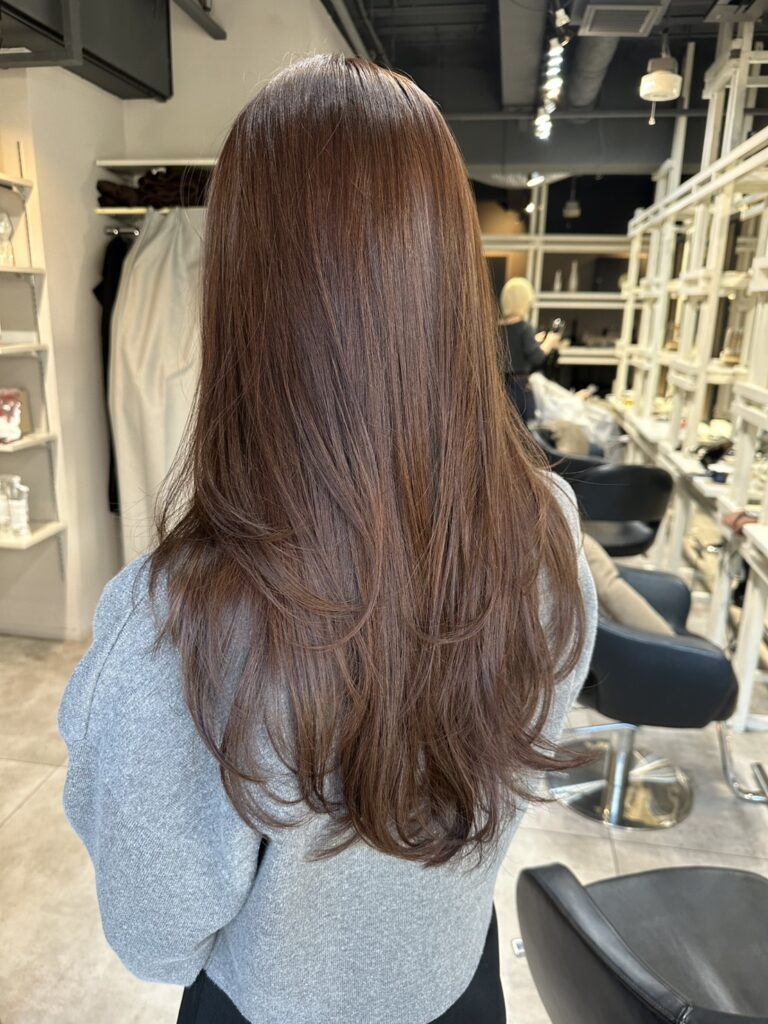 【柔らかブラウン×くびれロング】