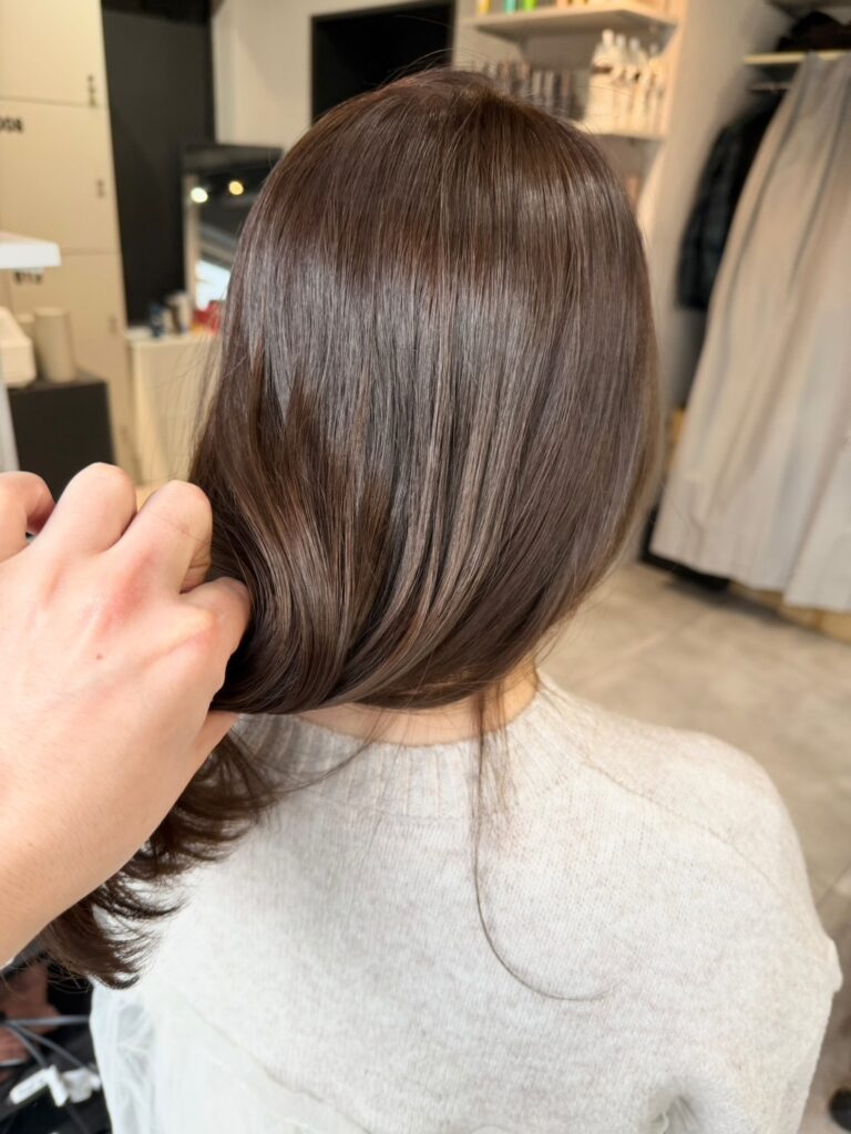 ナチュラルベージュ