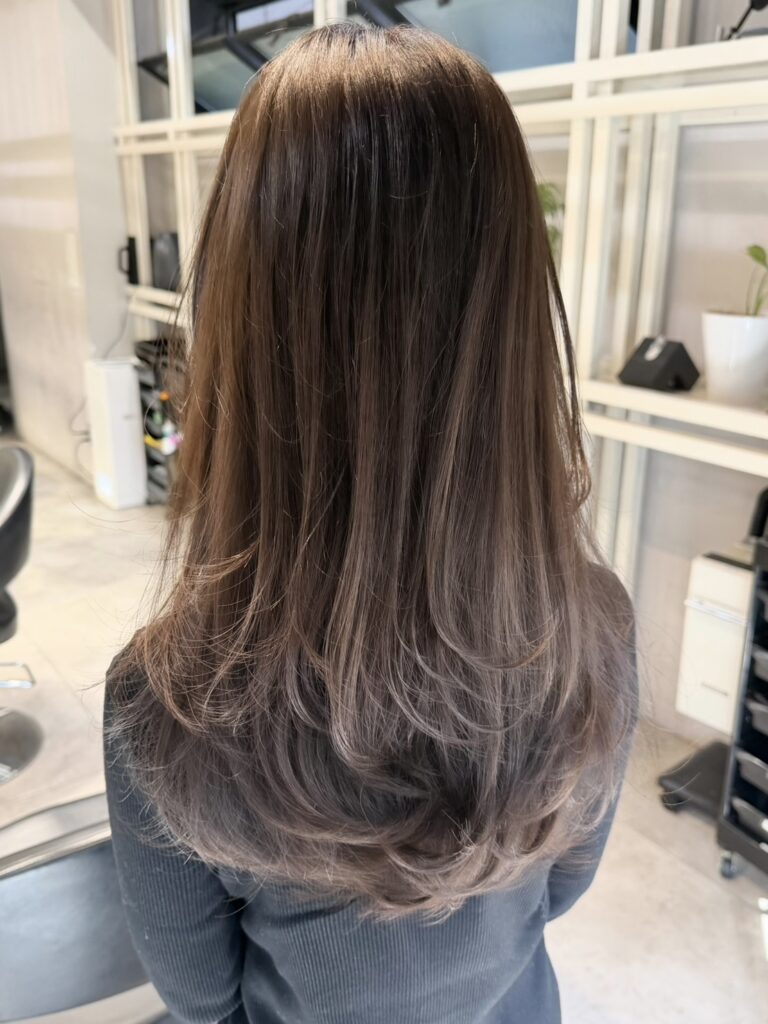 透明感たっぷりのナチュラルブラウン