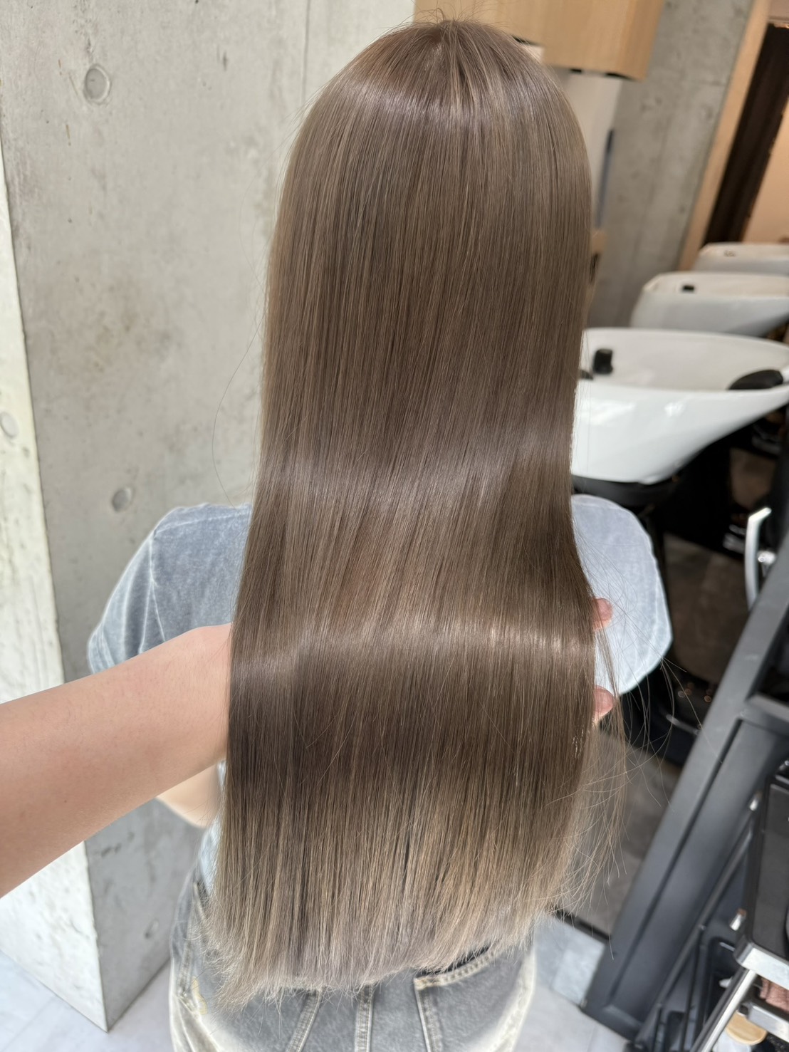 透明感ベージュカラー