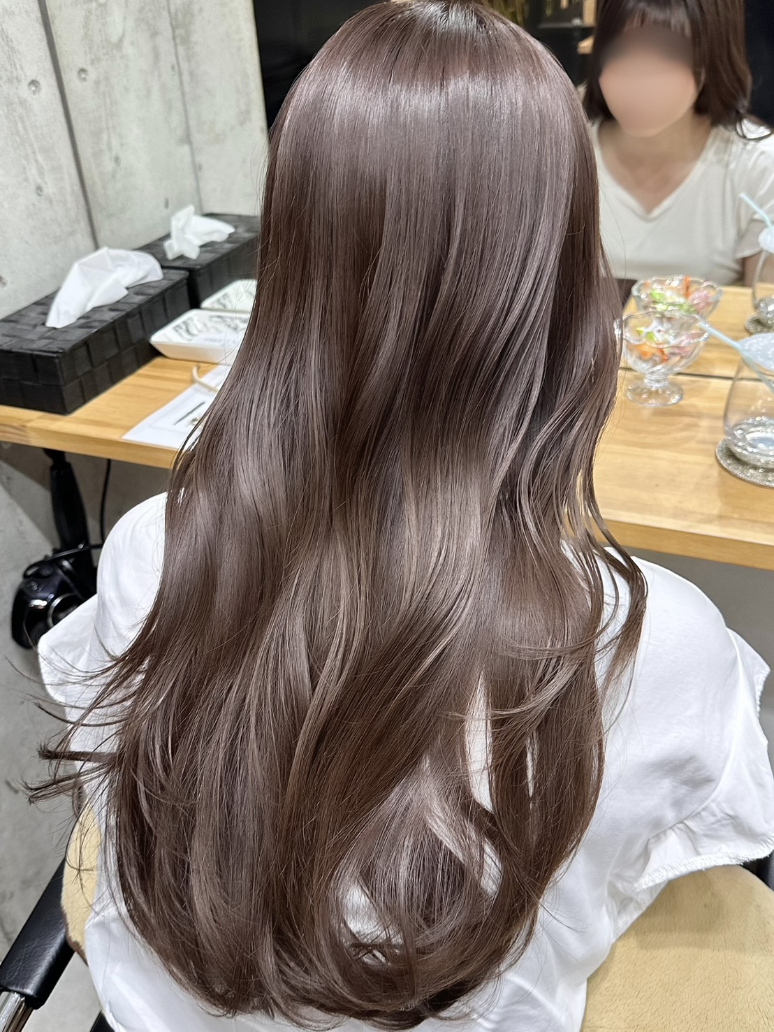 柔らかさとツヤ感を両立できる人気カラー