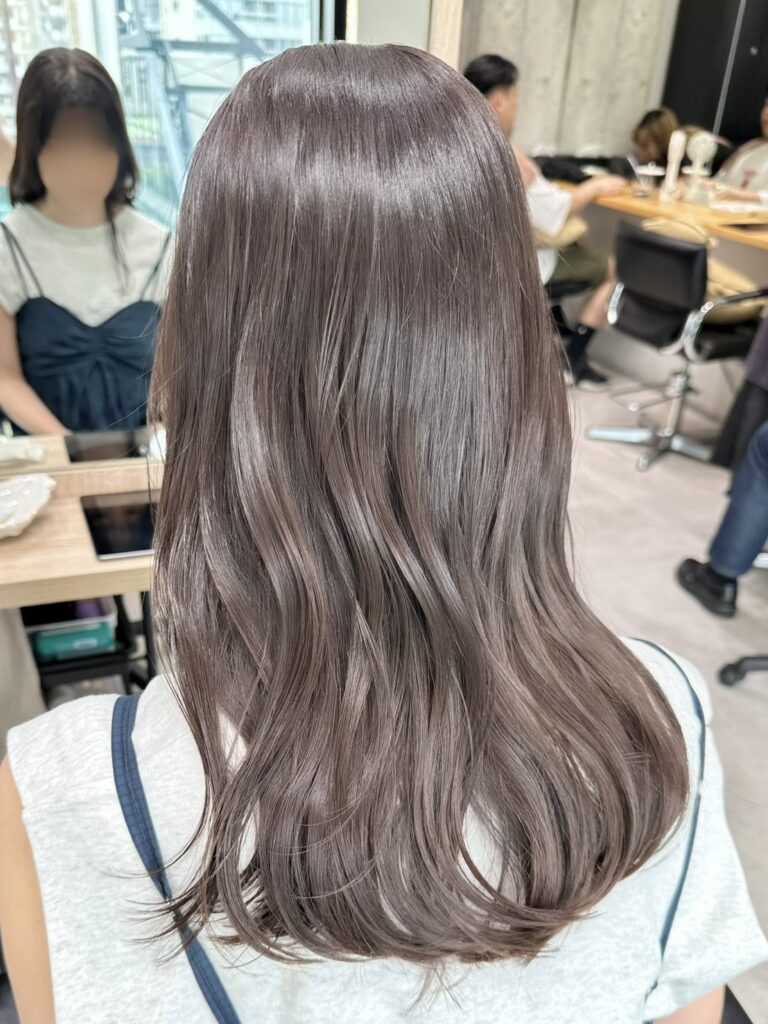透明感のある上品な印象に