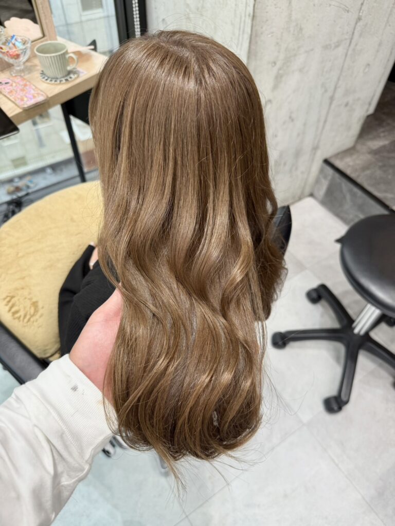 ブリーチなし透明感カラー