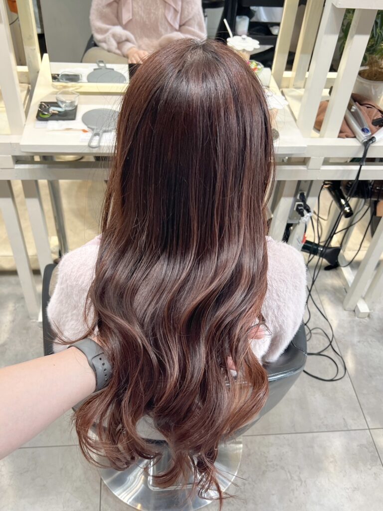 ピンクブラウン