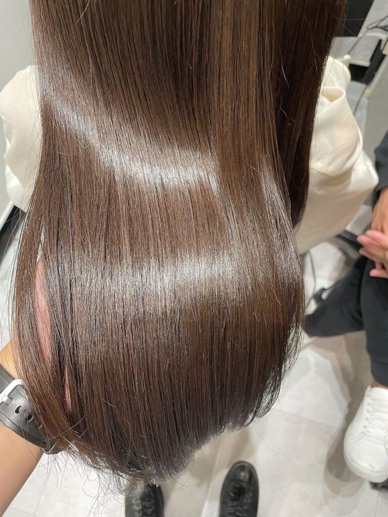 ブラウンカラー