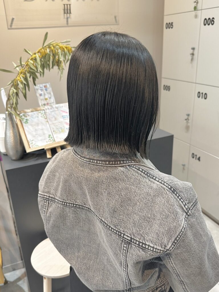 切りっぱなしボブ