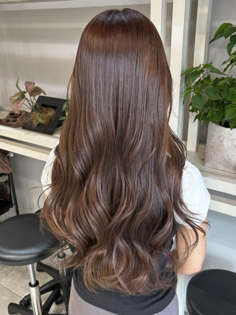 チョコレートブラウン