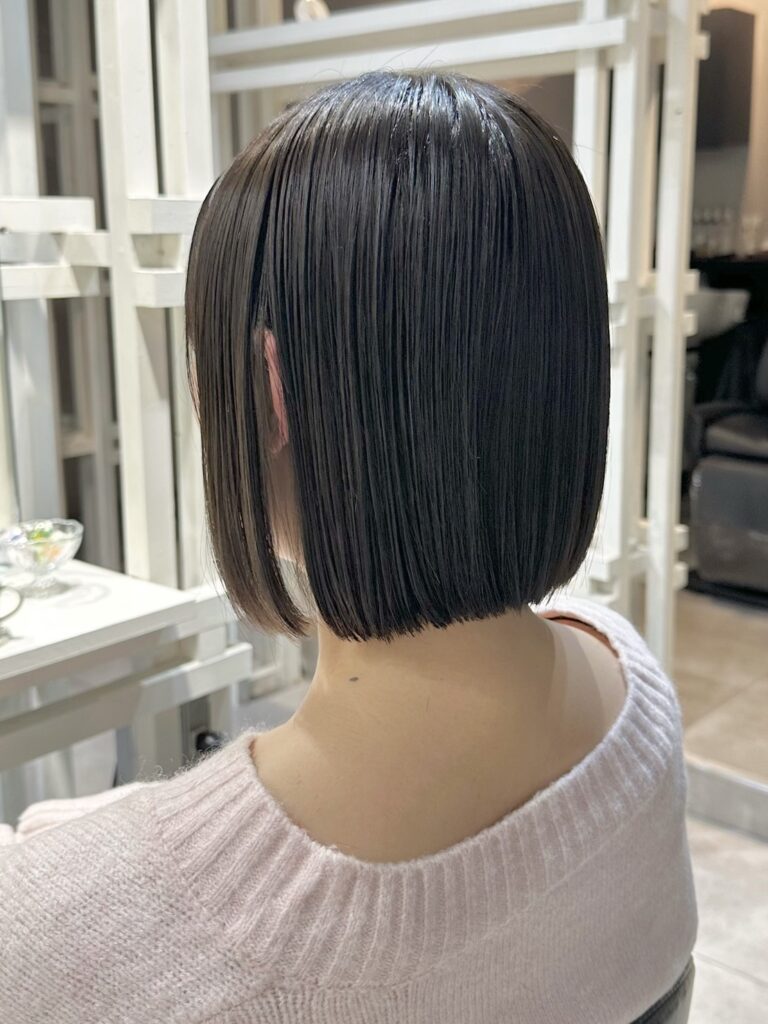 プツッと感のあるボブスタイル