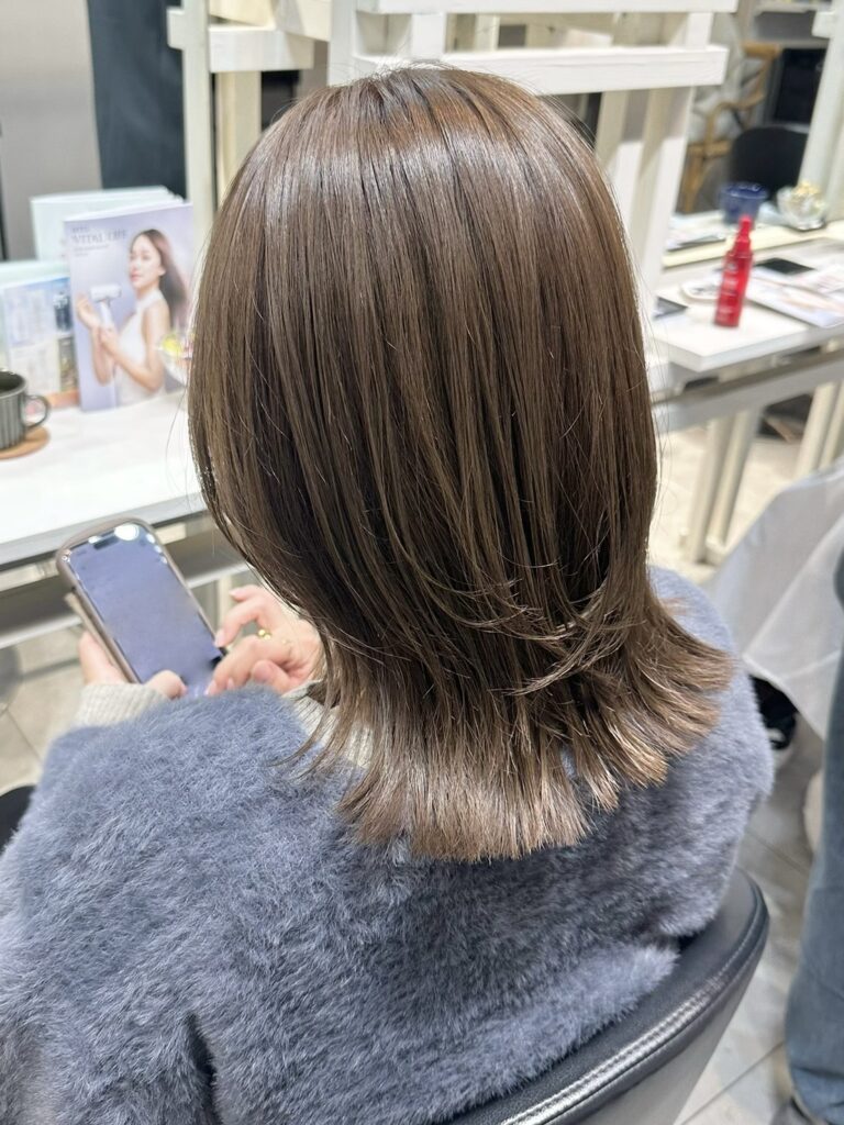 くすみ感のあるマロンブラウンカラー