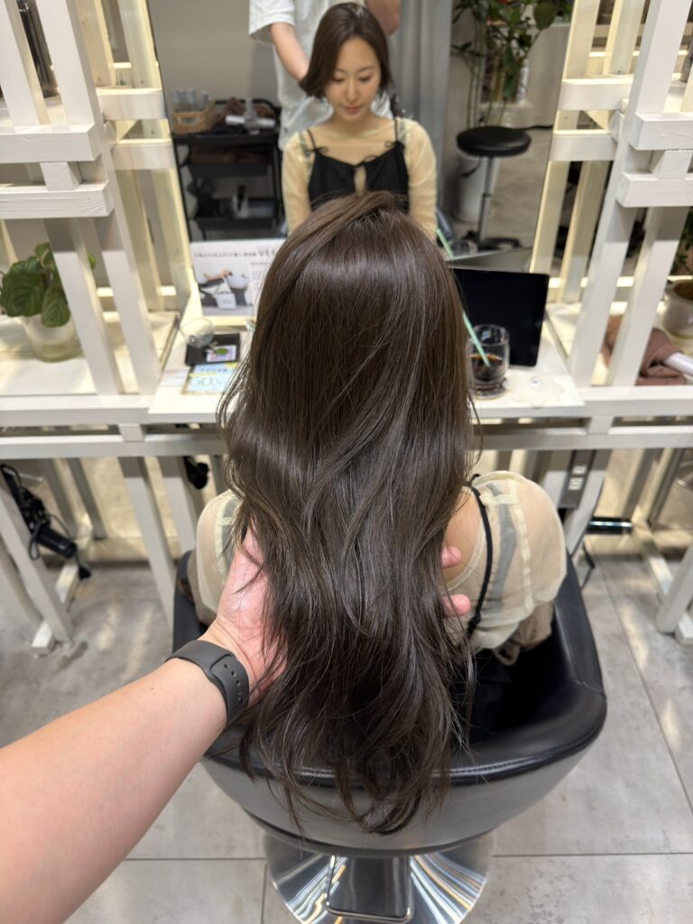 暗くしたい。けど透明感ある似合うカラーにしたい