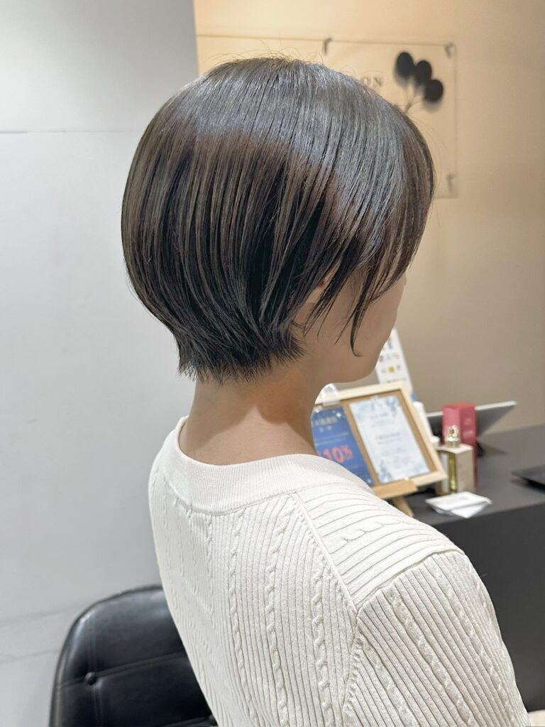 大人っぽショートヘア
