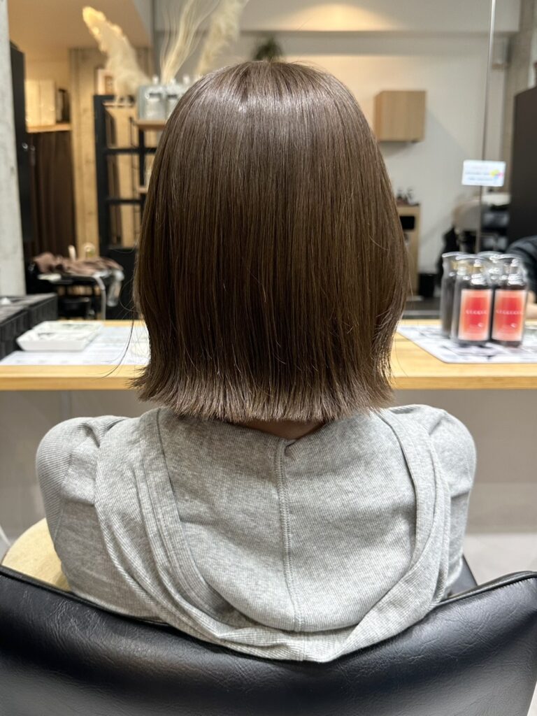 ぱつっとラインの可愛いボブ