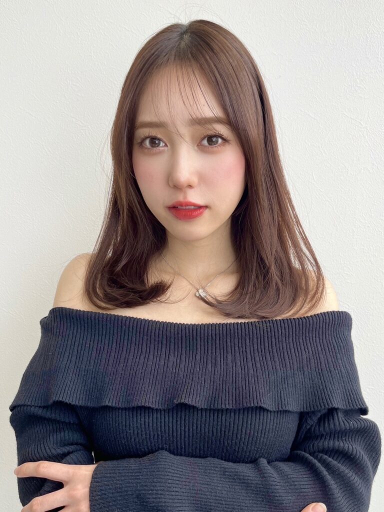 ワンカールで決まるセミロングヘア！