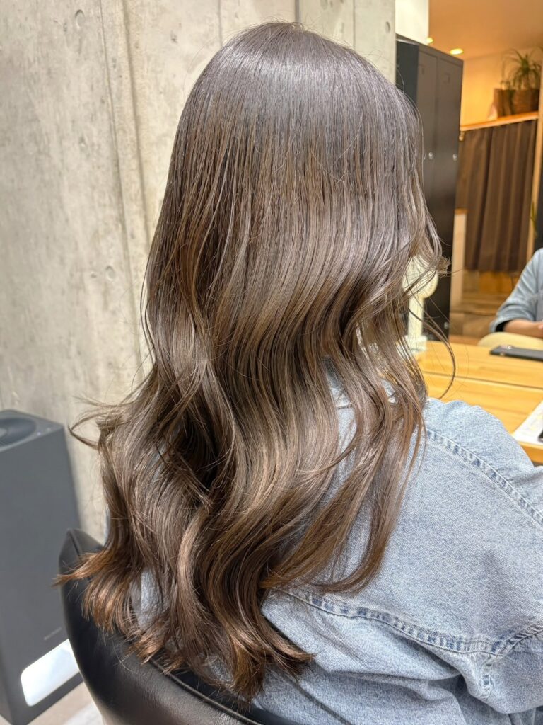 透明感グレージュカラー!