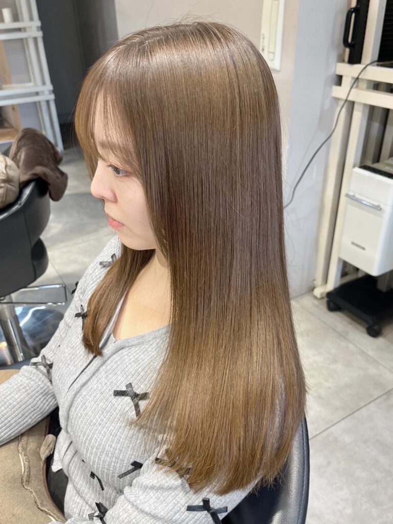 透明感ミルクティーベージュ