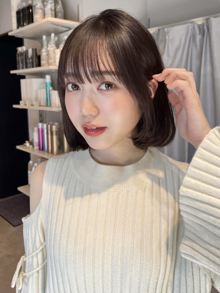 大人ボブヘア 顔周りカット