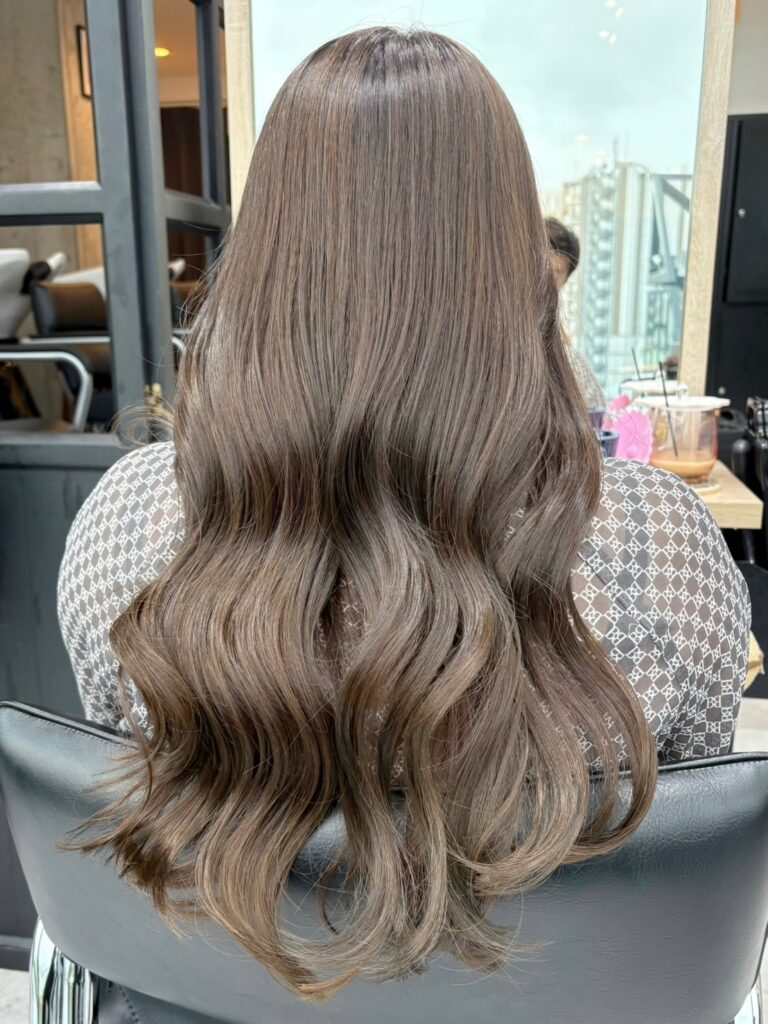 透明感ベージュカラー