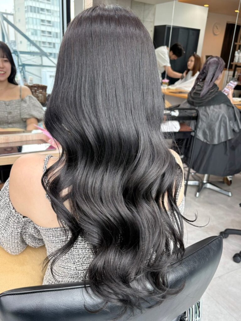 ダークグレージュカラー