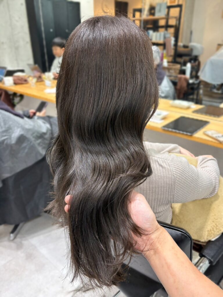 透明感グレージュカラー!