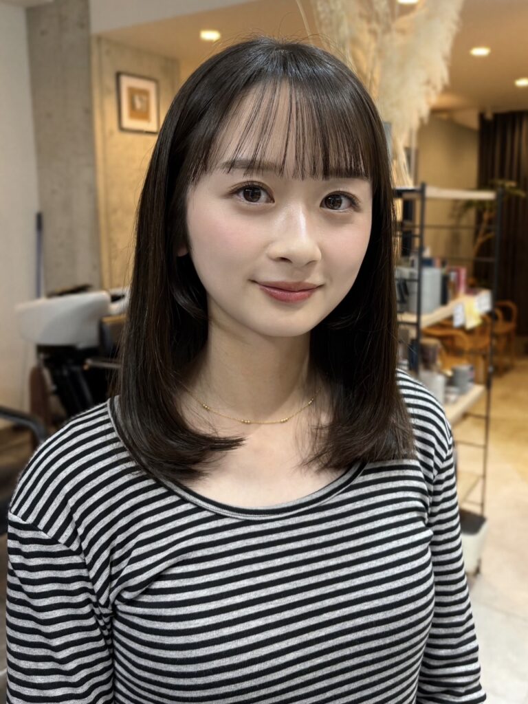 透明感オリーブカラー！ミディアムヘア！