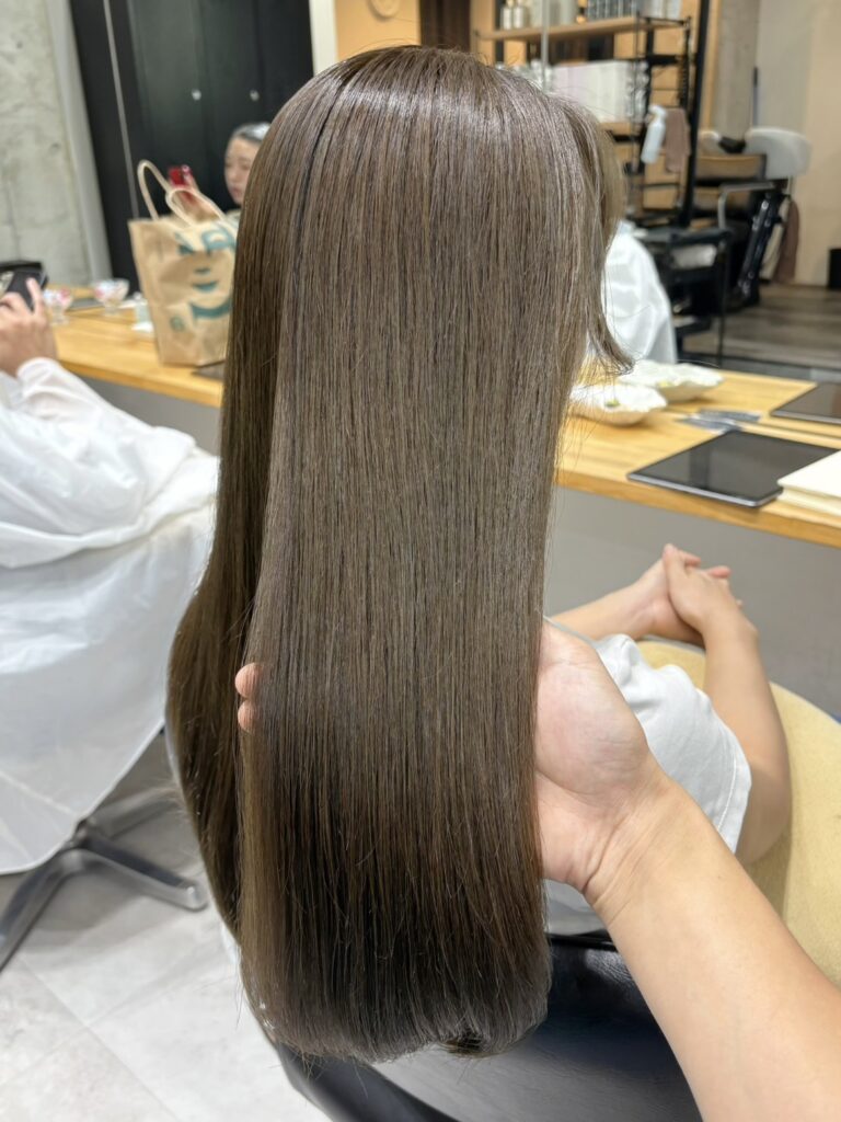 オリーブベージュ！