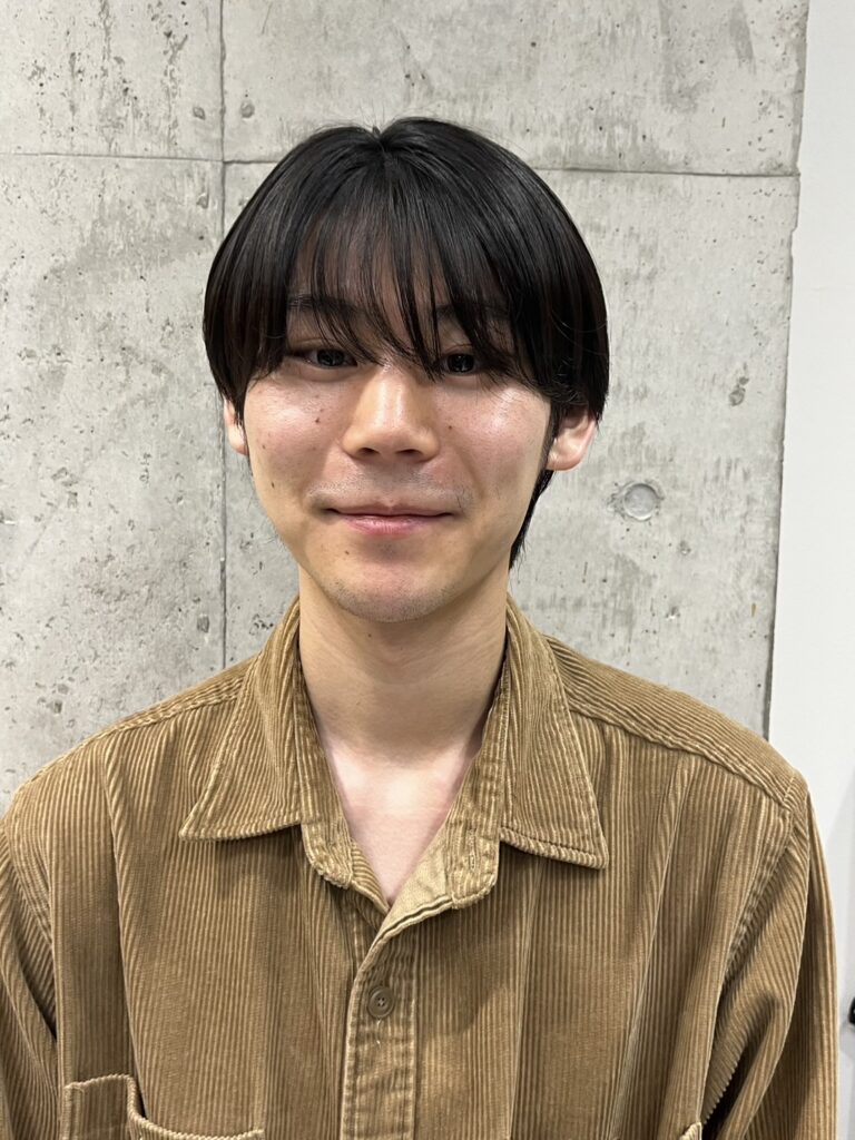 メンズのシースルーマッシュスタイル