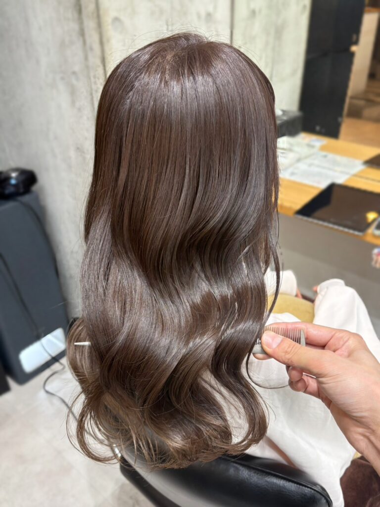 透明感グレージュカラー!