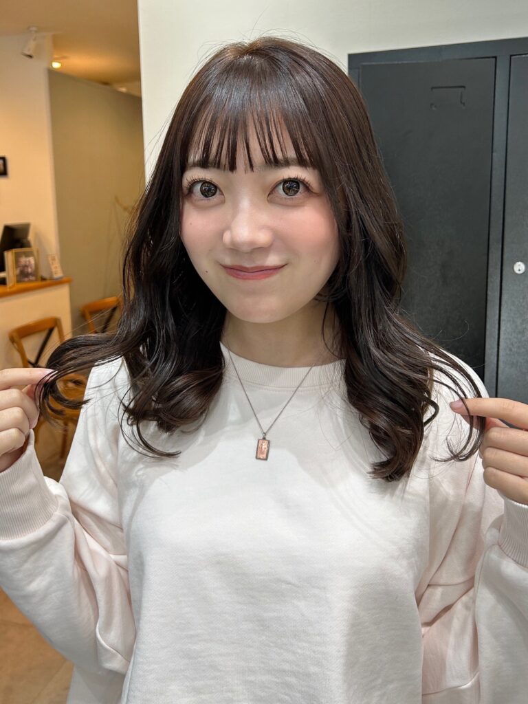 春におすすめなグレージュカラー！
