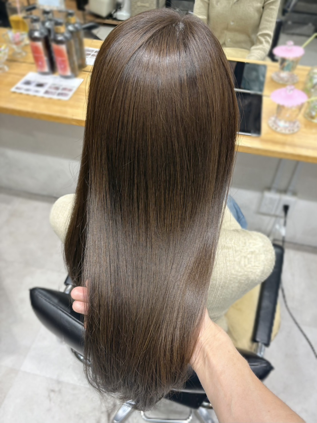 透明感ベージュ！明るくする方増えてます！
