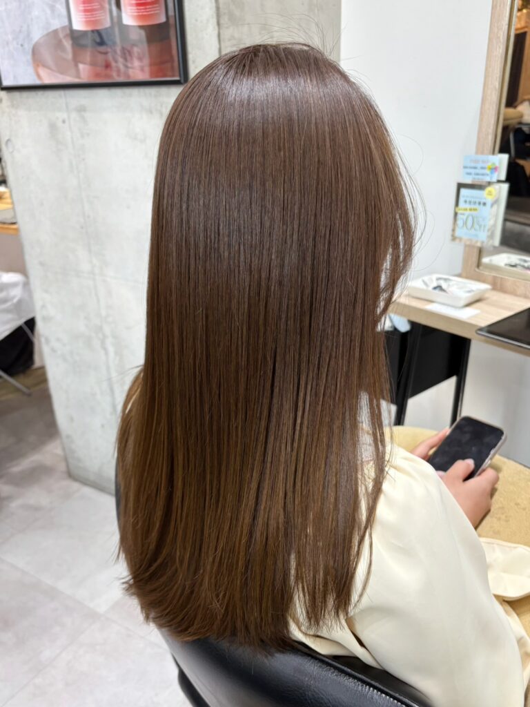 赤みを消したヘーゼルベージュ!