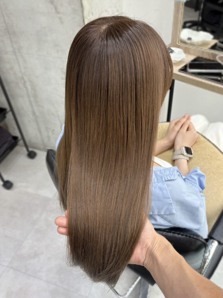 イルミナを使った透明感ベージュカラー!