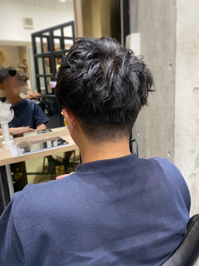 刈り上げて短めスタイルに