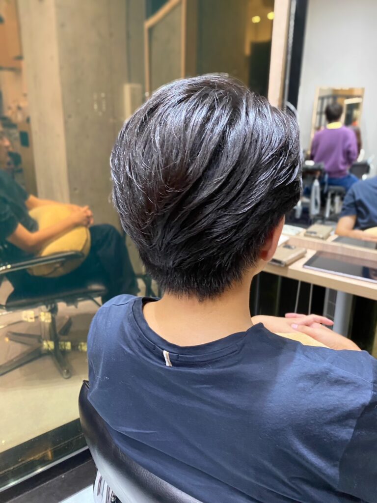 毛流れ誠実ヘア