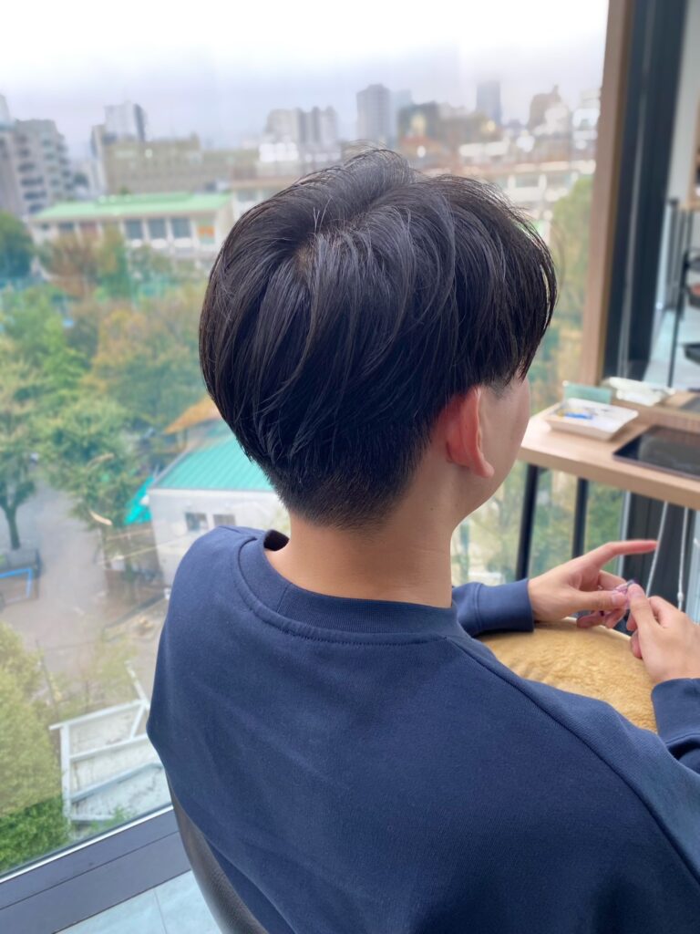 毛流れビジネスヘア