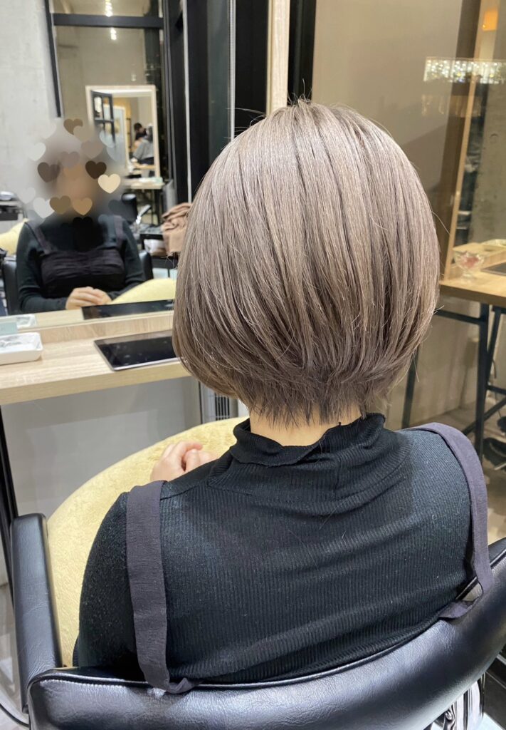 ミルクティーベージュ