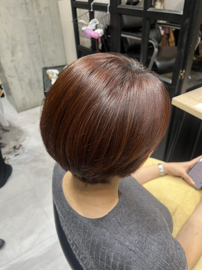 レッドブラウンカラー