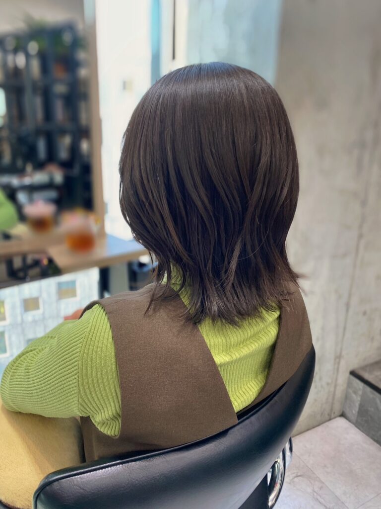 外ハネ、くびれボブ