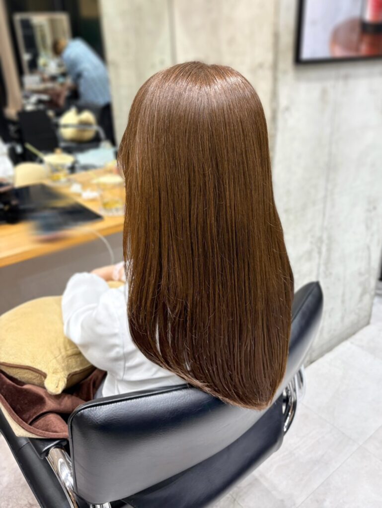 明るめベージュカラー