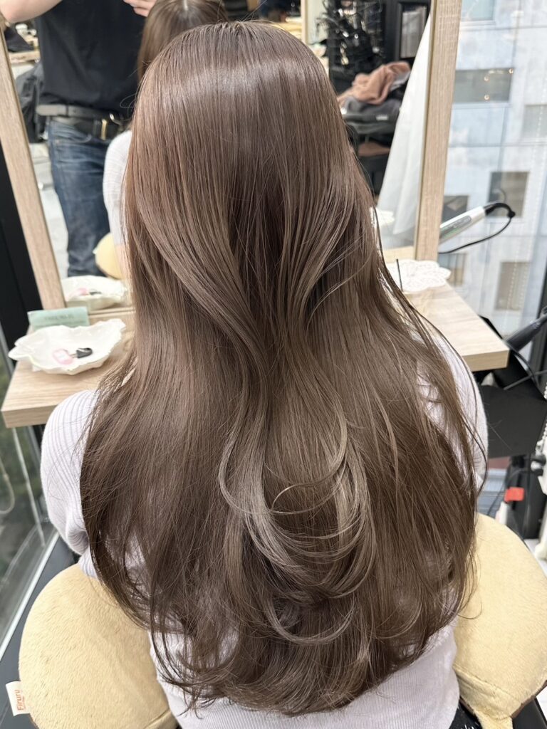 ヘーゼルベージュ