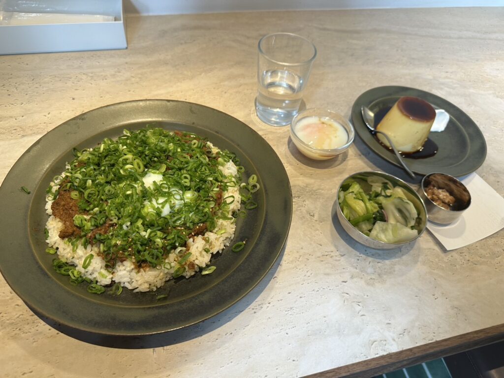 本日はカフェのご紹介！