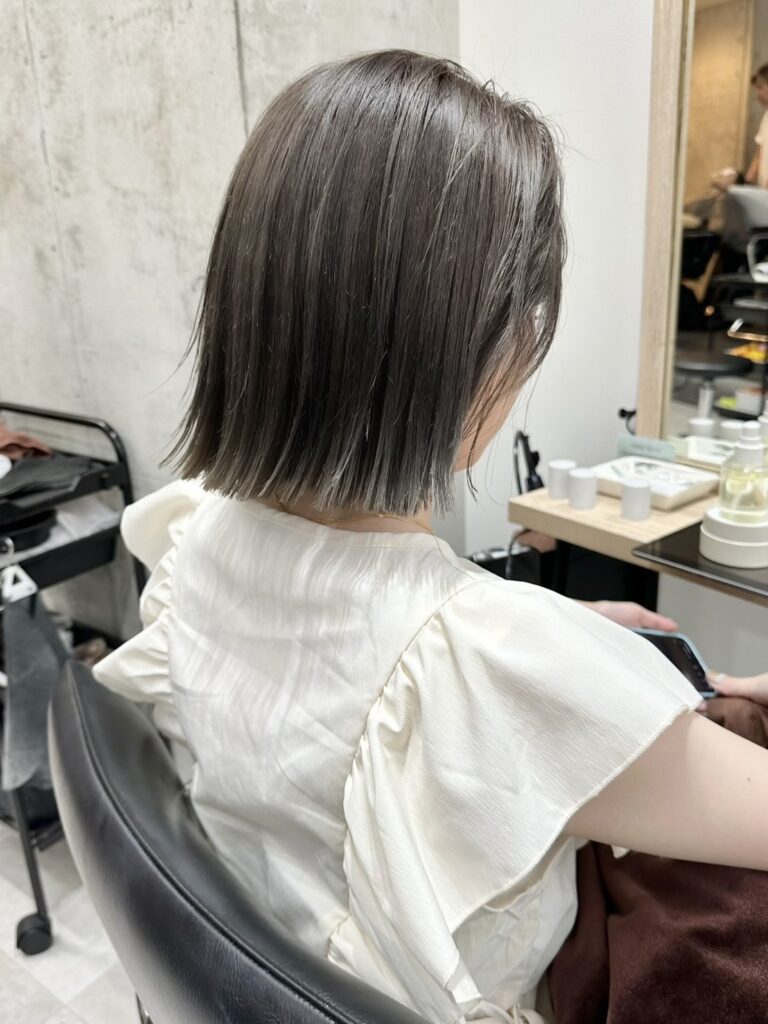 グレージュボブ
