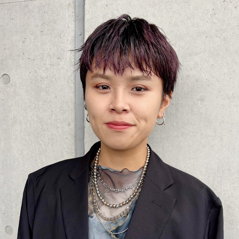 Ai Inoue  井上あい